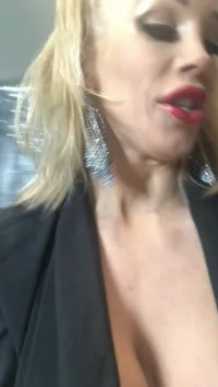 Rebecca More / Rebecca Moore - Video