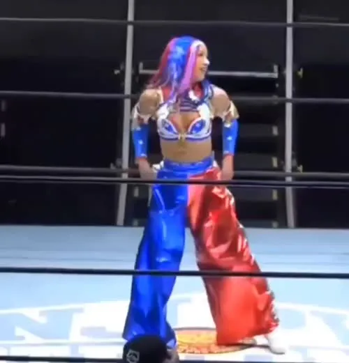 WWE/AEW Sasha Banks | Mercedes Moné - Video
