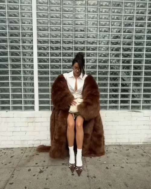 Shay Mitchell - Video