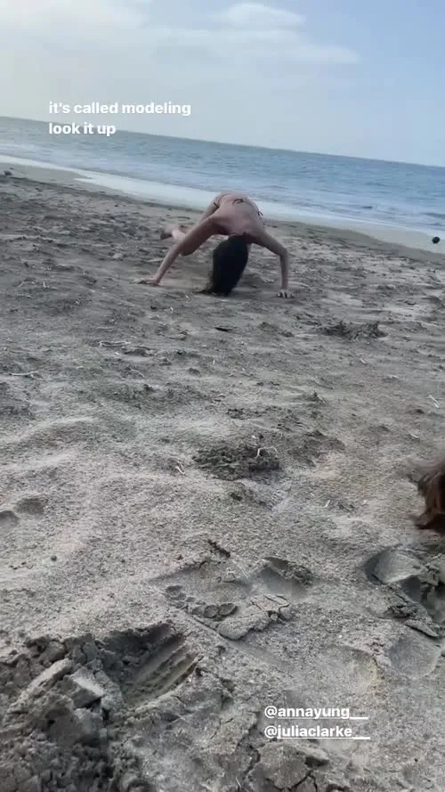 Chloe Bennet - Video #201073