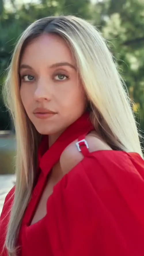 Sydney Sweeney - Video