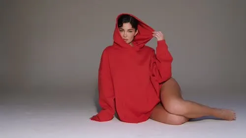 Kylie Jenner - Video