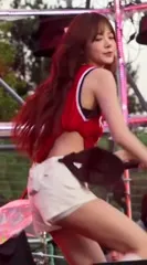 Hong Eunchae 홍은채 | LESSERAFIM - Video