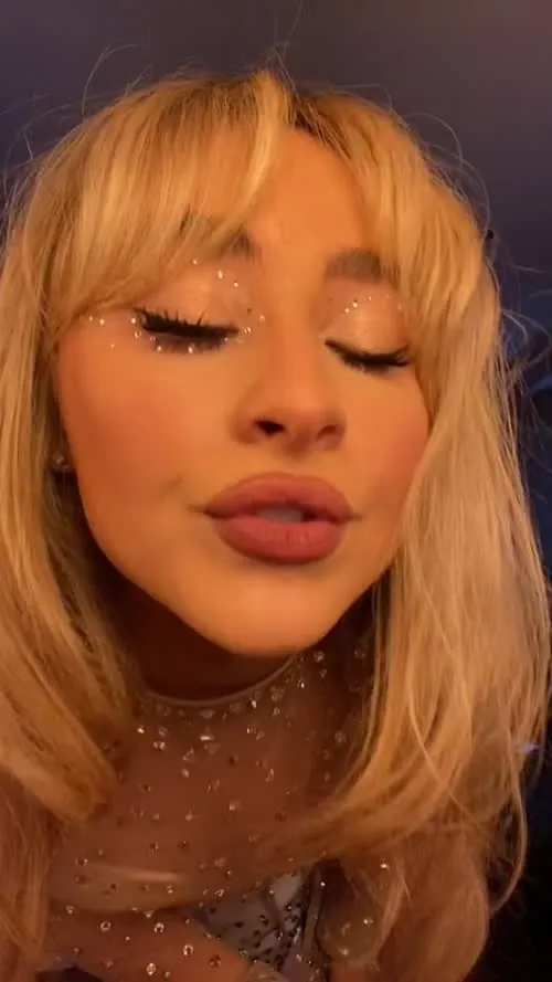 Sabrina Carpenter - Video