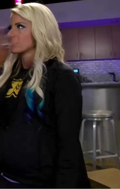 WWE Alexa Bliss - Video