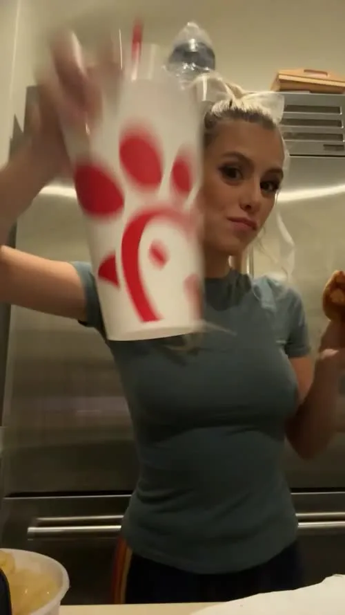 Madisyn Shipman - Video