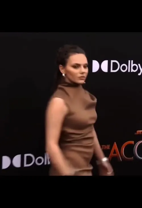 Dafne Keen - Video #243756