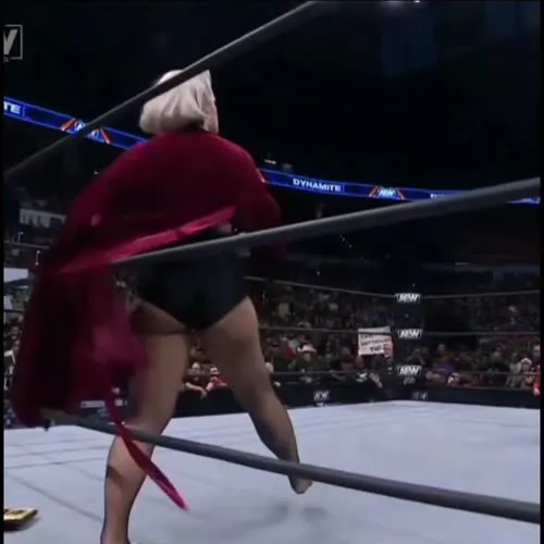 Toni Storm - Video #365774