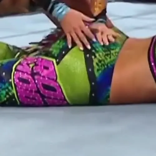 WWE Bayley / Davina Rose / Pamela Rose Martinez - Video