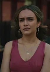 Olivia Cooke - Video