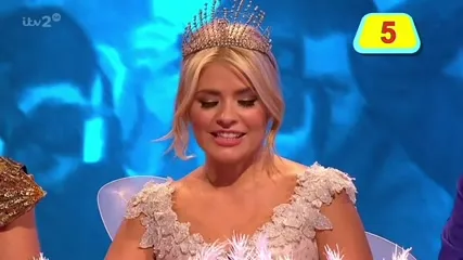 Holly Willoughby - Video