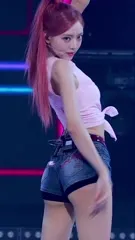 Yuna - ITZY (유나, Shin Yu Na) - 8La 6X1EPK