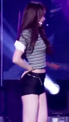 Kim Chaewon 김채원 [Le Sserafim] - Video #123201