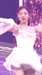 I’m Nayeon / Nayeon / nayeonyny - Y
