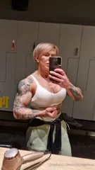 crazyxbody / musclegirlxxx - Video #415133