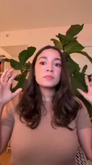 Alexandria Ocasio-Cortez / AOC - Video #303454