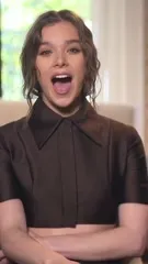 Hailee Steinfeld - Video