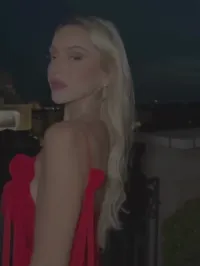 Hadise - 9-11 scale 1x ahq-12