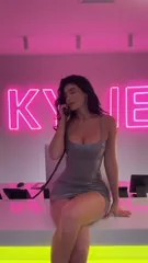 Kylie Jenner - Video