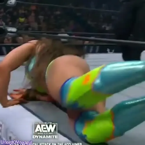 (Skye Dolecki) Skye Blue AEW - Video