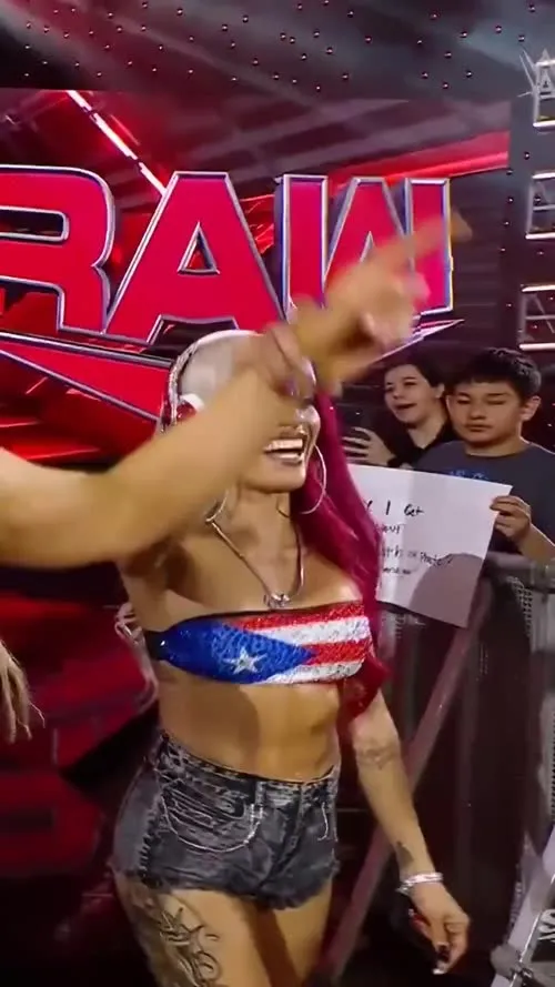 Zelina Vega // Thea Trinidad - Video