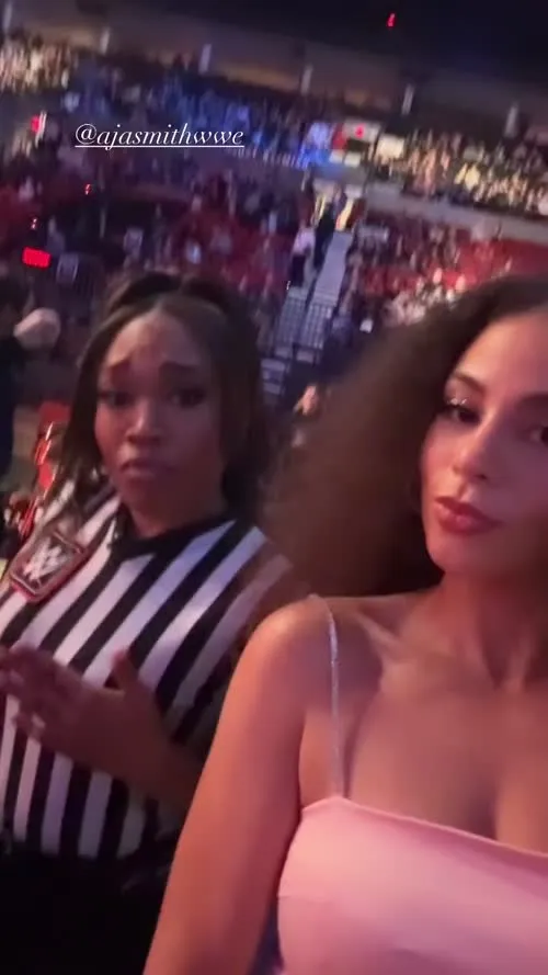 Samantha Irvin - WWE - Video