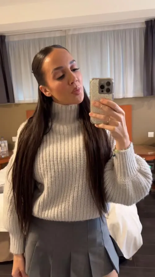 Chelsea Green - Video