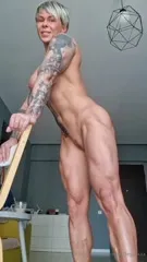 crazyxbody / musclegirlxxx - Video