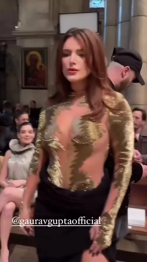Bella Thorne - Video