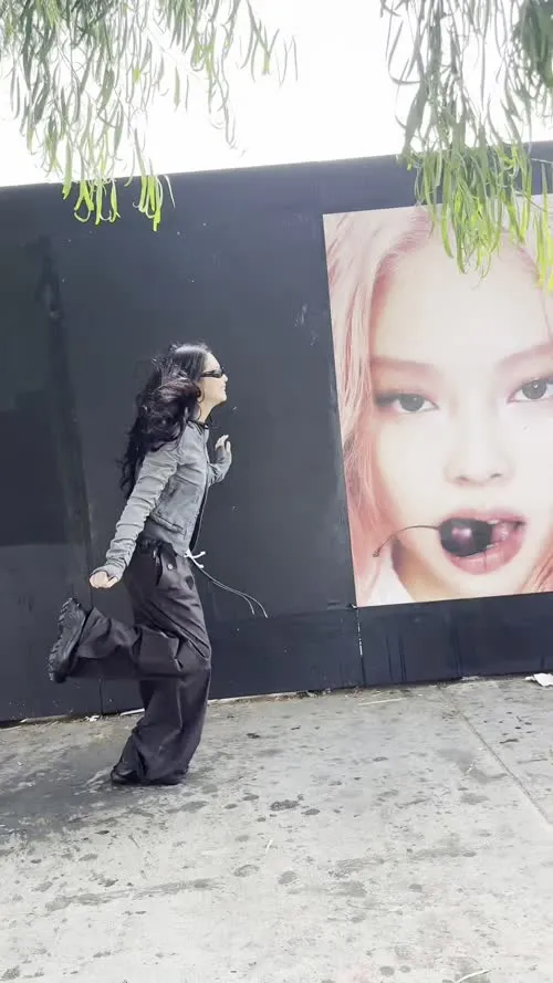 Jennie | BLΛƆKPIИK (Blackpink) - Video #347583
