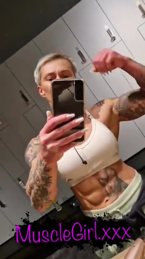 crazyxbody / musclegirlxxx - Video #124797