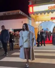 Selena Gomez - Video