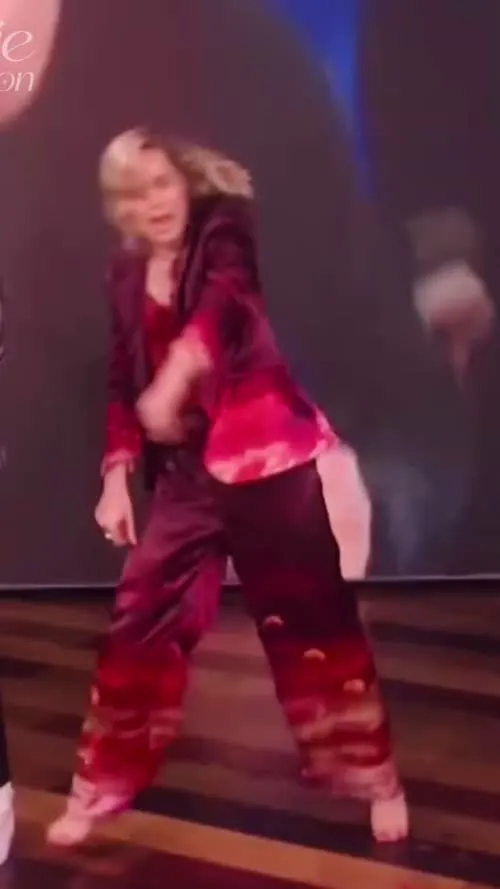 Brie Larson - Video