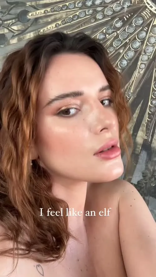 Bella Thorne - Video #410568