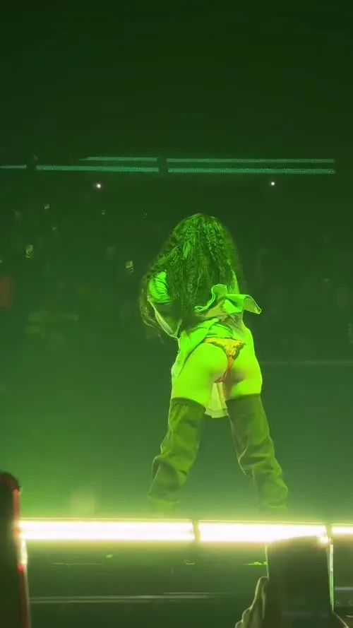 Charli XCX - Video #350573