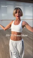 Julianne Hough - Wo