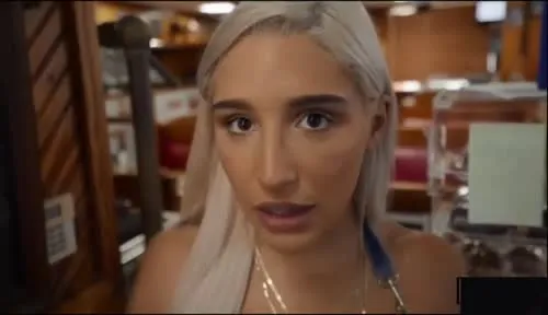 Abella Danger - Video