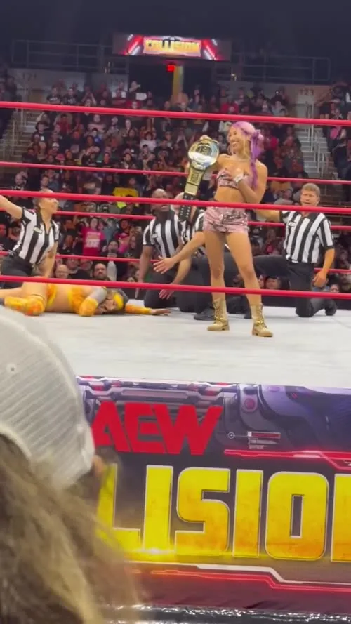 WWE/AEW Sasha Banks | Mercedes Moné - Video