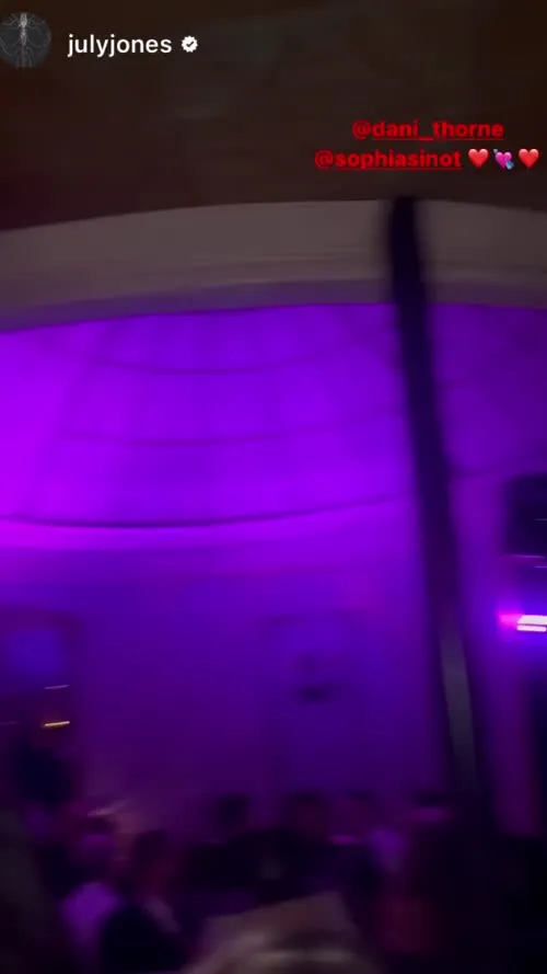 Dani Thorne - Video #131108