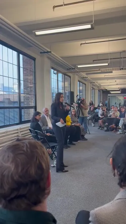 Alexandria Ocasio-Cortez / AOC - Video #181087