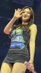 Minatozaki Sana (TWICE) - Video #267180