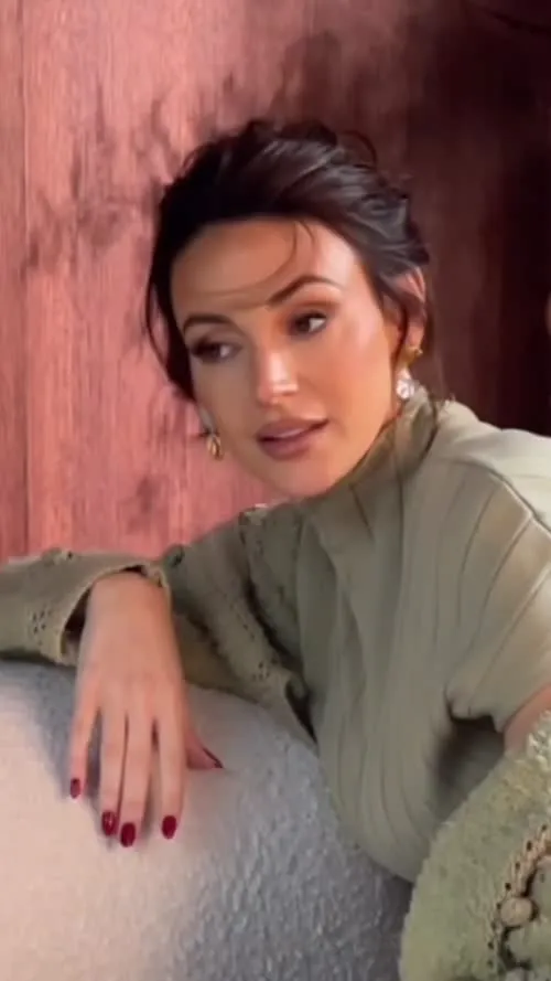 Michelle Keegan - Video