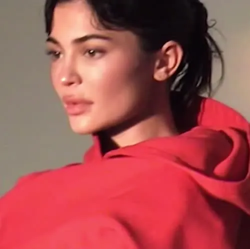 Kylie Jenner - Video