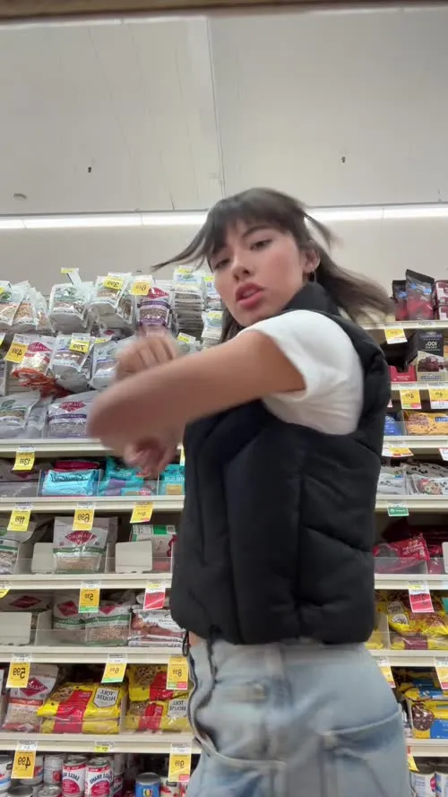 Xochitl Gomez - Video #217219