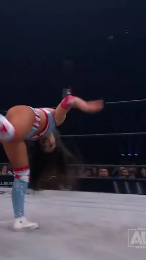 (Skye Dolecki) Skye Blue AEW - Video