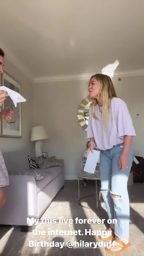 Hilary Duff - Video