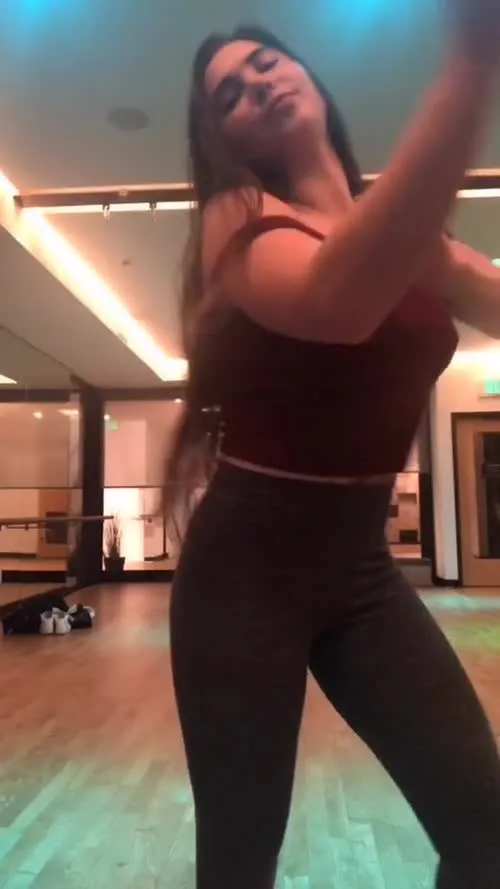 McKayla Maroney - Video #223870