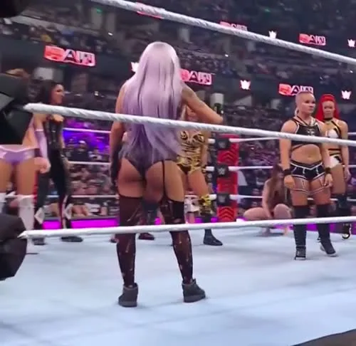 Zelina Vega // Thea Trinidad - Video #349016