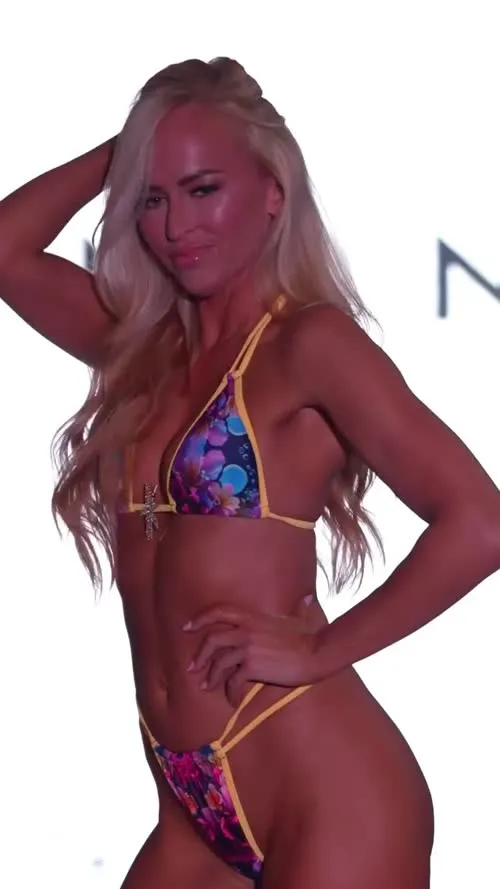Danielle Moinet / Summer Rae - Video #171592
