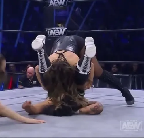 (Skye Dolecki) Skye Blue AEW - Video